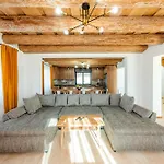 Casa Davana